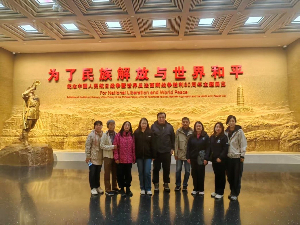 ec19034bd4a349ab85679ec9b297e8f4.jpg